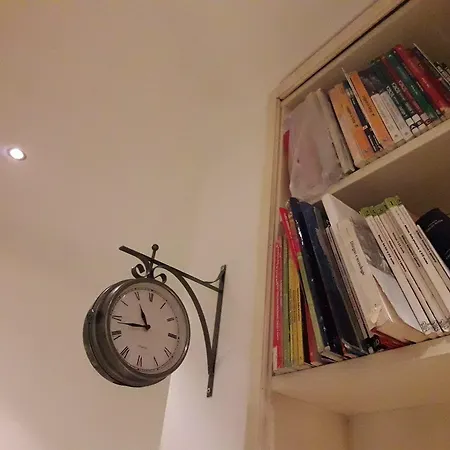 Santo Spirito 2 - By Nadia بيت ضيافة أريتسو